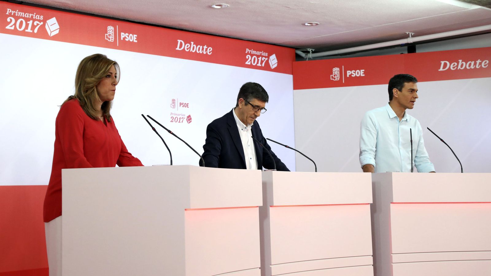 Foto: Susana Díaz, Patxi López y Pedro Sánchez, durante el debate a tres en Ferraz, este 15 de mayo. (EFE)