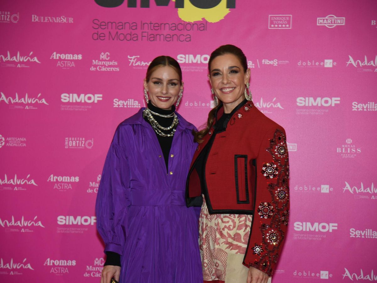 Foto: Olivia Palermo y Raquel Sánchez Silva, en la inauguración de la 28 edición de SIMOF. (Cordon Press)