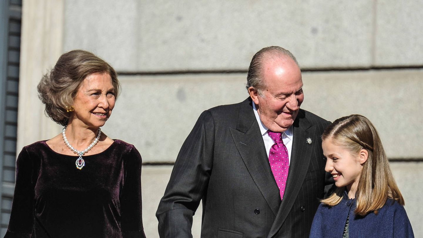 La reina Sofía, con el colgante de rubí, en 2018. (Getty)