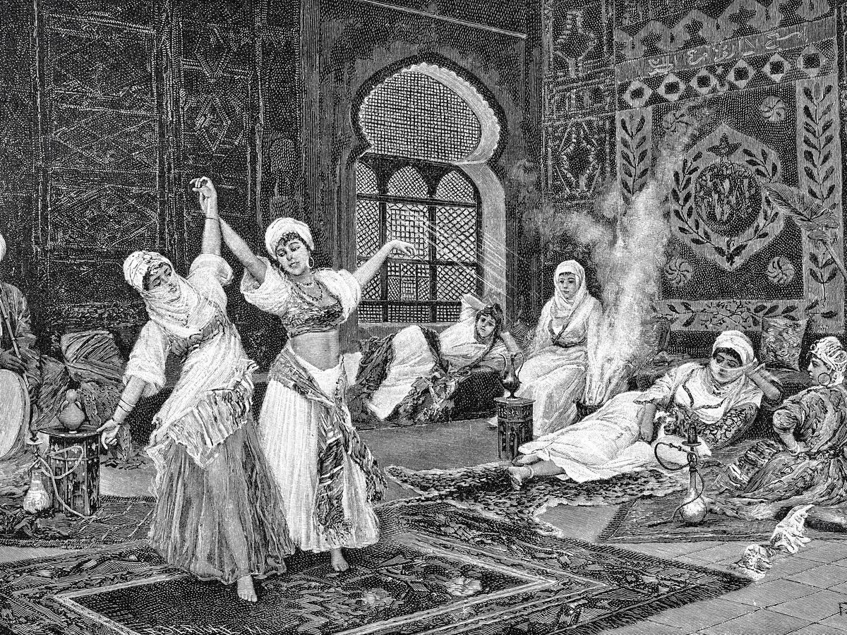 Foto: Mujeres danzando en una corte musulmana. (iStock)