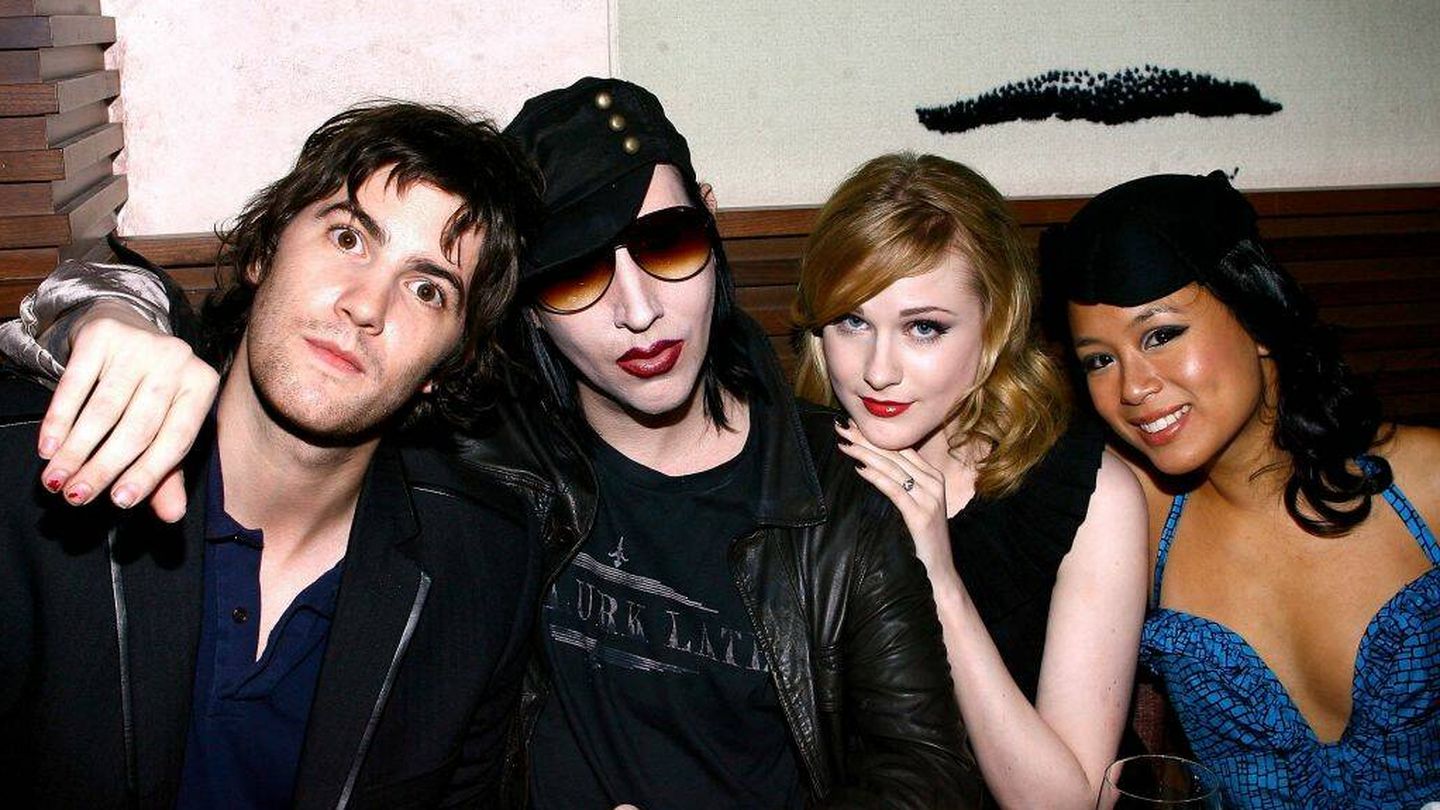 Manson, Wood y unos amigos, en una imagen de 2007. (Getty/Scott Wintrow)