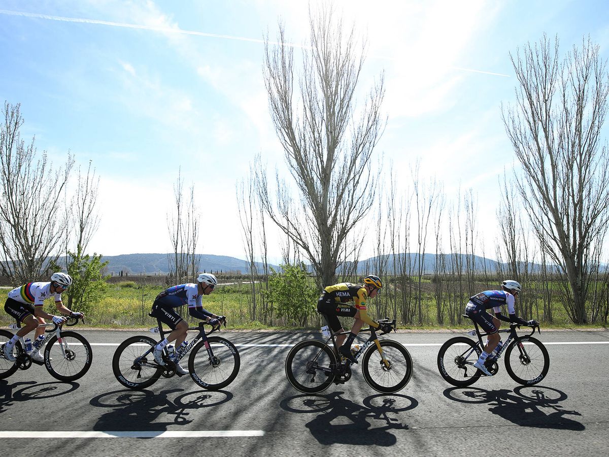Foto: Ciclistas en Viana, España. (Getty Images/Gonzalo Arroyo Moreno)