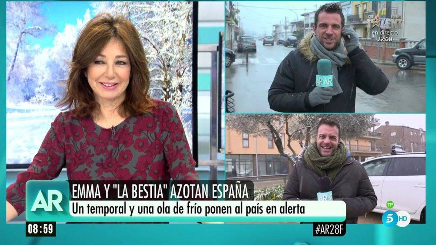 Ana Rosa Quintana pilla a un reportero haciéndose un selfie con Nacho Abad. 