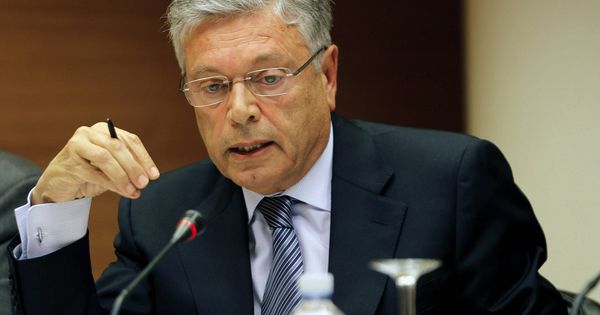 Foto: El expresidente del consejo de administración de la Caja de Ahorros del Mediterráneo (CAM), Modesto Crespo. (EFE)