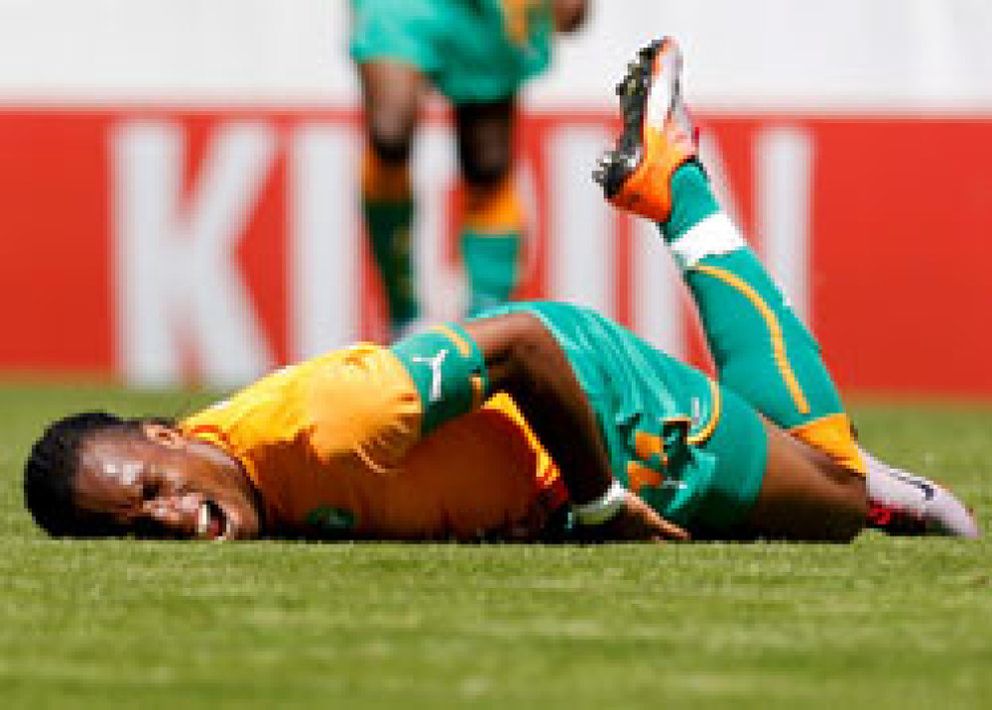 Foto: Drogba y Ferdinand se perderán el Mundial por lesión