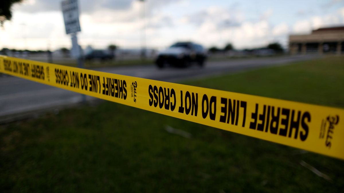 Mata a tres hombres e hiere a otros dos que intentaron asaltar su casa en Texas