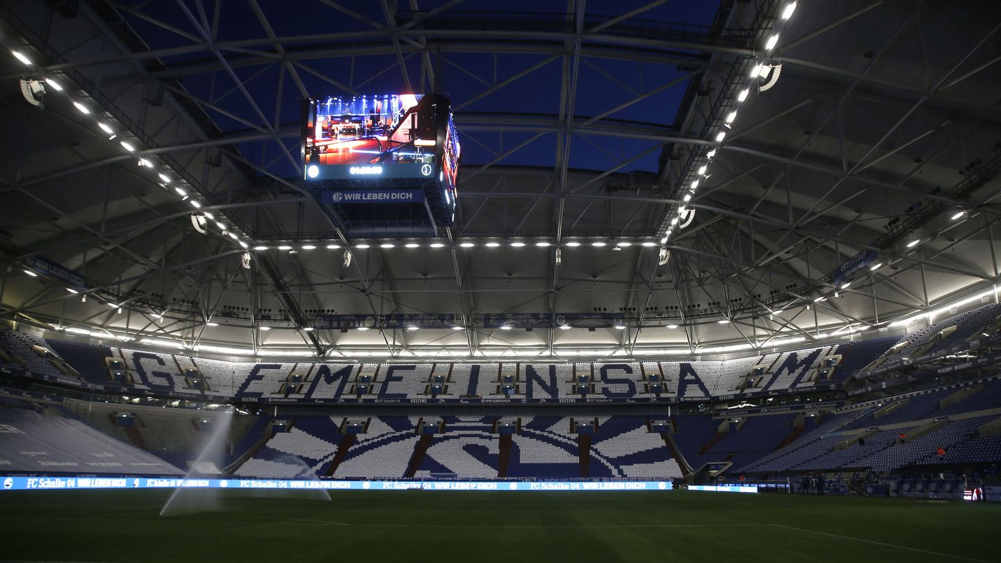 El Schalke 04 fue pionero con su nuevo estadio. (REUTERS/Leon Kuegeler)