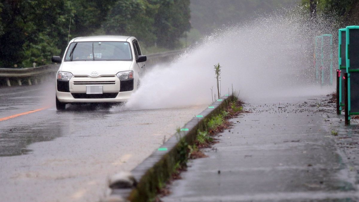 Un millón de evacuados por fuertes lluvias en el sur de Japón