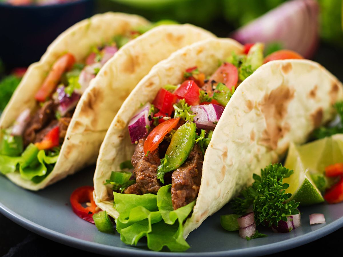 Foto: Los tacos son un plato icónico de la gastronomía mexicana. (Freepik)