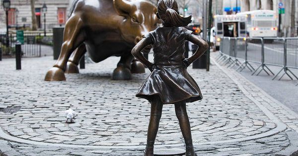 Foto: La 'niña sin miedo' en Wall Street. (Flickr/Anthony Quintano)