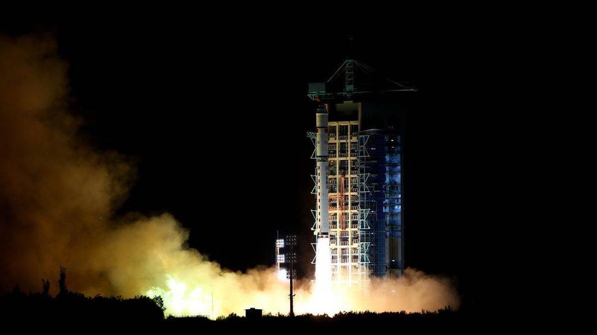 El satélite cuántico chino de comunicaciones que en realidad no lo es