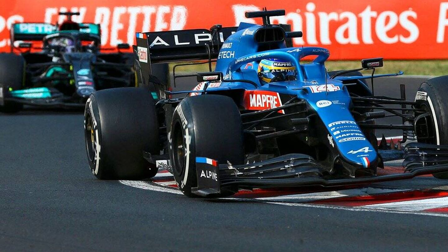 Las 11 vueltas tras Alonso impidieron una holgada victoria de Hamilton en Hungaroring