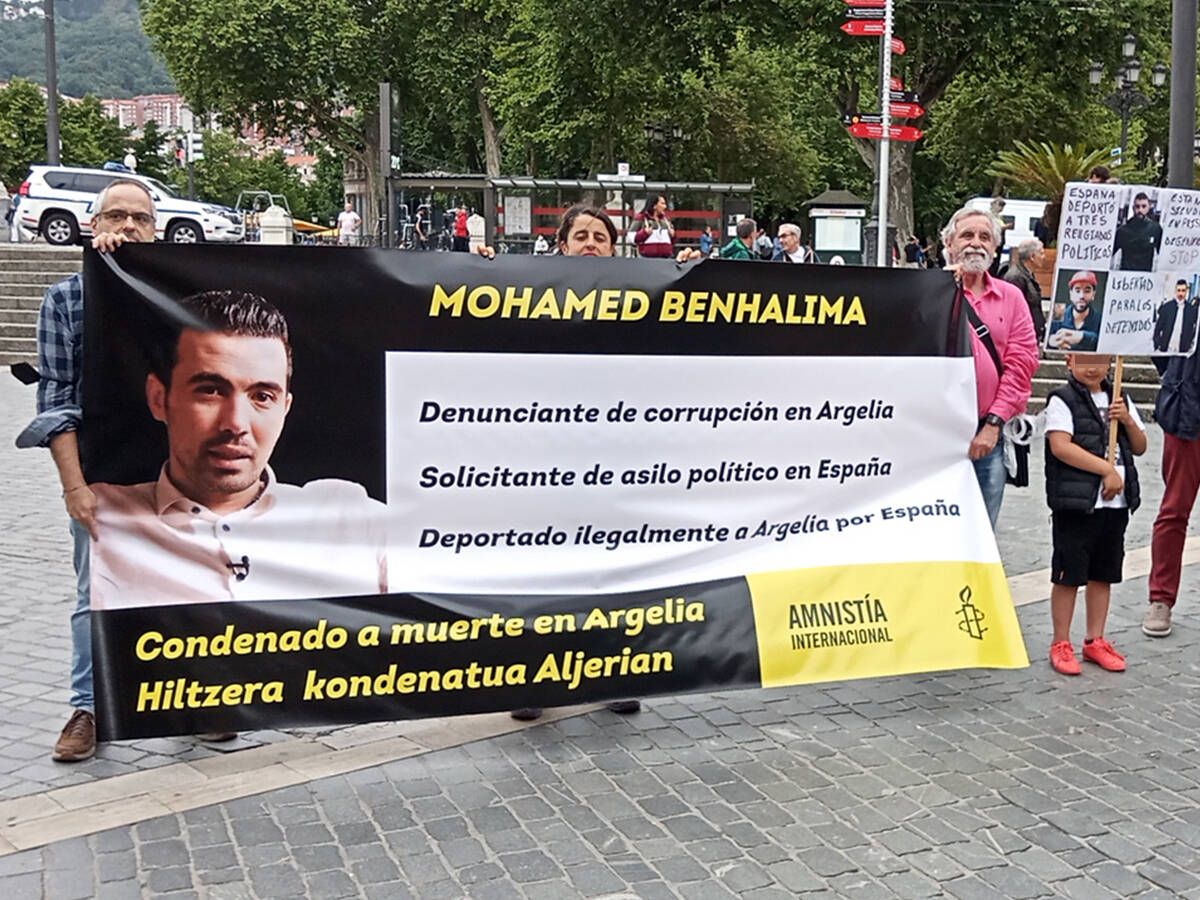 Foto: Imagen de una manifestación contra la deportación de Benhalima. (Cedida)