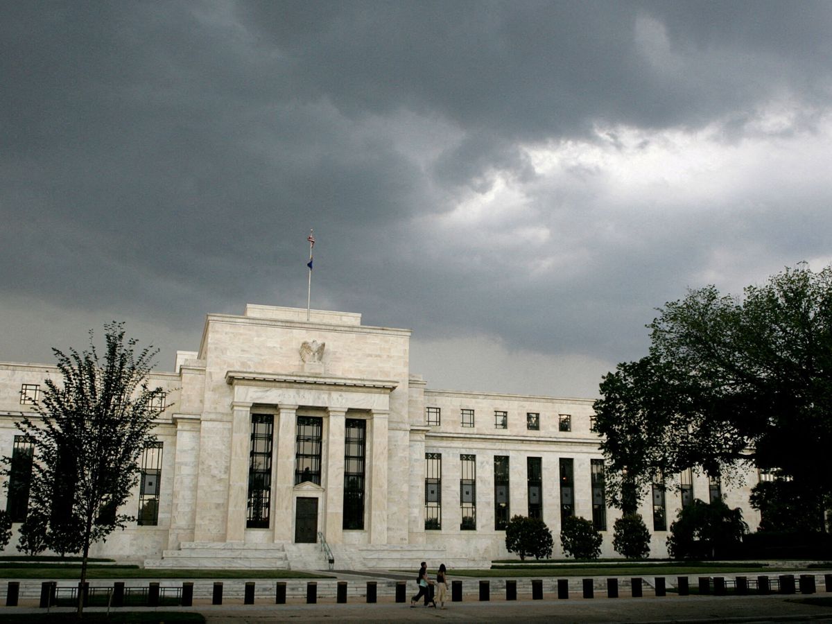Foto: Vista del edificio de la Reserva Federal. (Reuters/Jim Bourg)