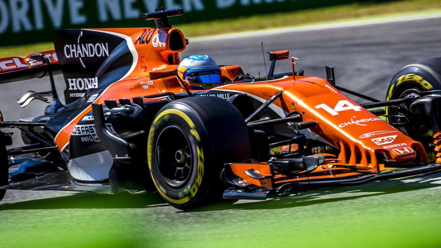 Fernando Alonso se plantea abandonar la F1 si no ve viable el proyecto. (Reuters)