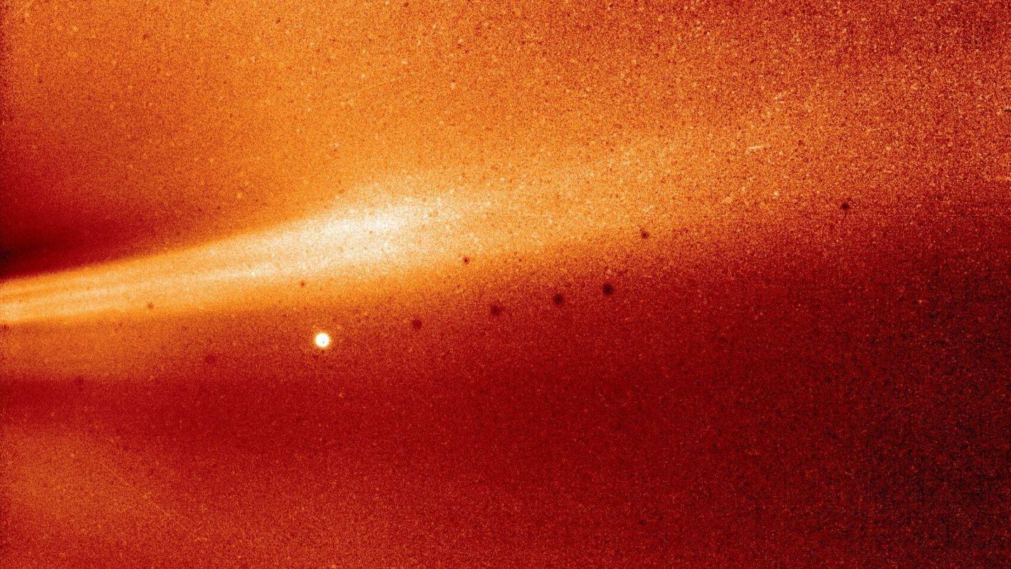 Esta es la fotografía más cercana nunca antes hecha del Sol, enviada por la sonda Parker. (EFE)