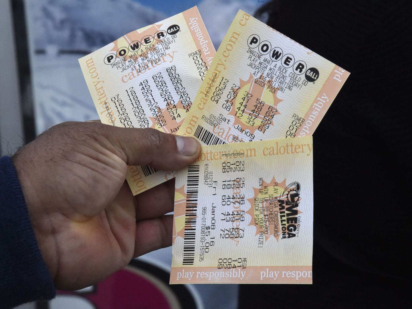 La lotería megamillones es una de las que más premios reparte en Estados Unidos (EFE/EPA/John G. Mabanglo)
