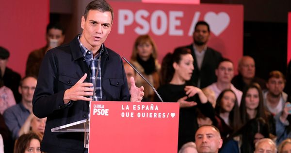 Foto: El secretario general del PSOE y presidente del Gobierno, Pedro Sánchez, en un acto electoral en Logroño. (EFE)