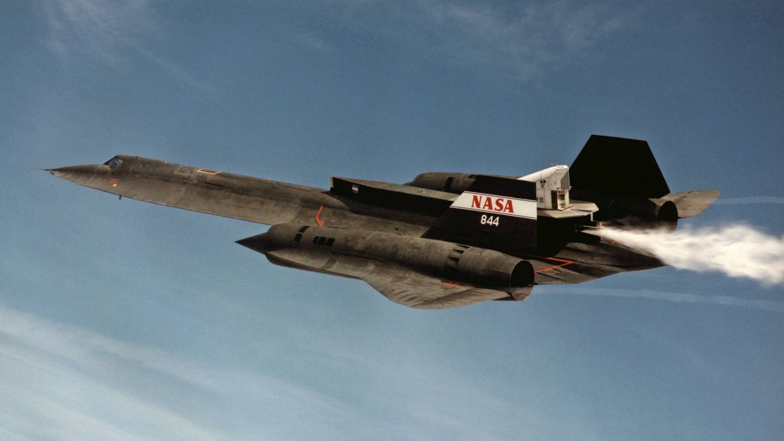 Uno de los SR-71 Blackbirds que fue adoptado por la NASA después de que su retirada militar. (NASA)
