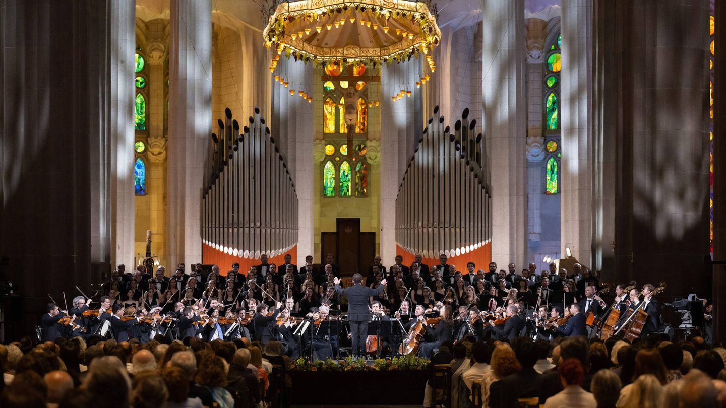 La Filarmónica de Berlín, el pasado 1 de mayo en la Sagrada Familia de Barcelona. (Berliner Philarmoniker/Monika Rittershaus)