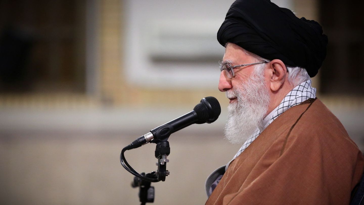 El líder supremo iraní, el ayatolá Alí Jameiní. (EFE)