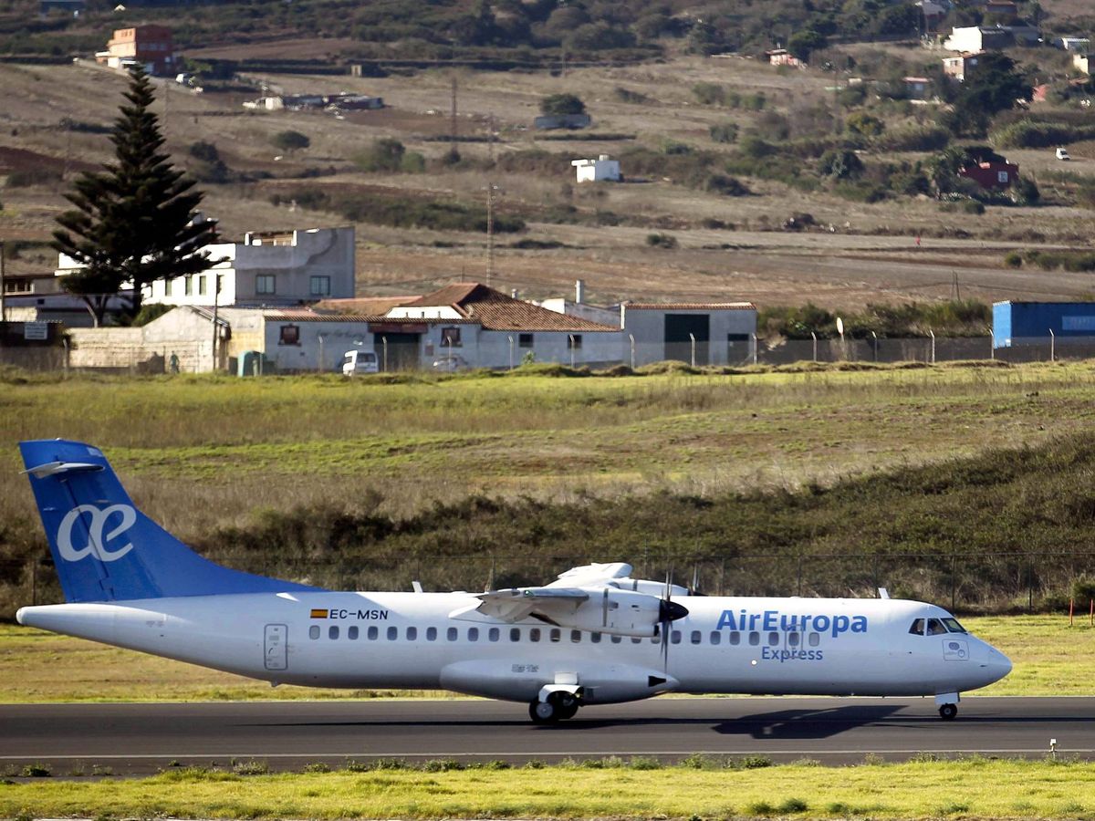 Foto: Un avión de Air Europa. (EFE/Cristóbal García)