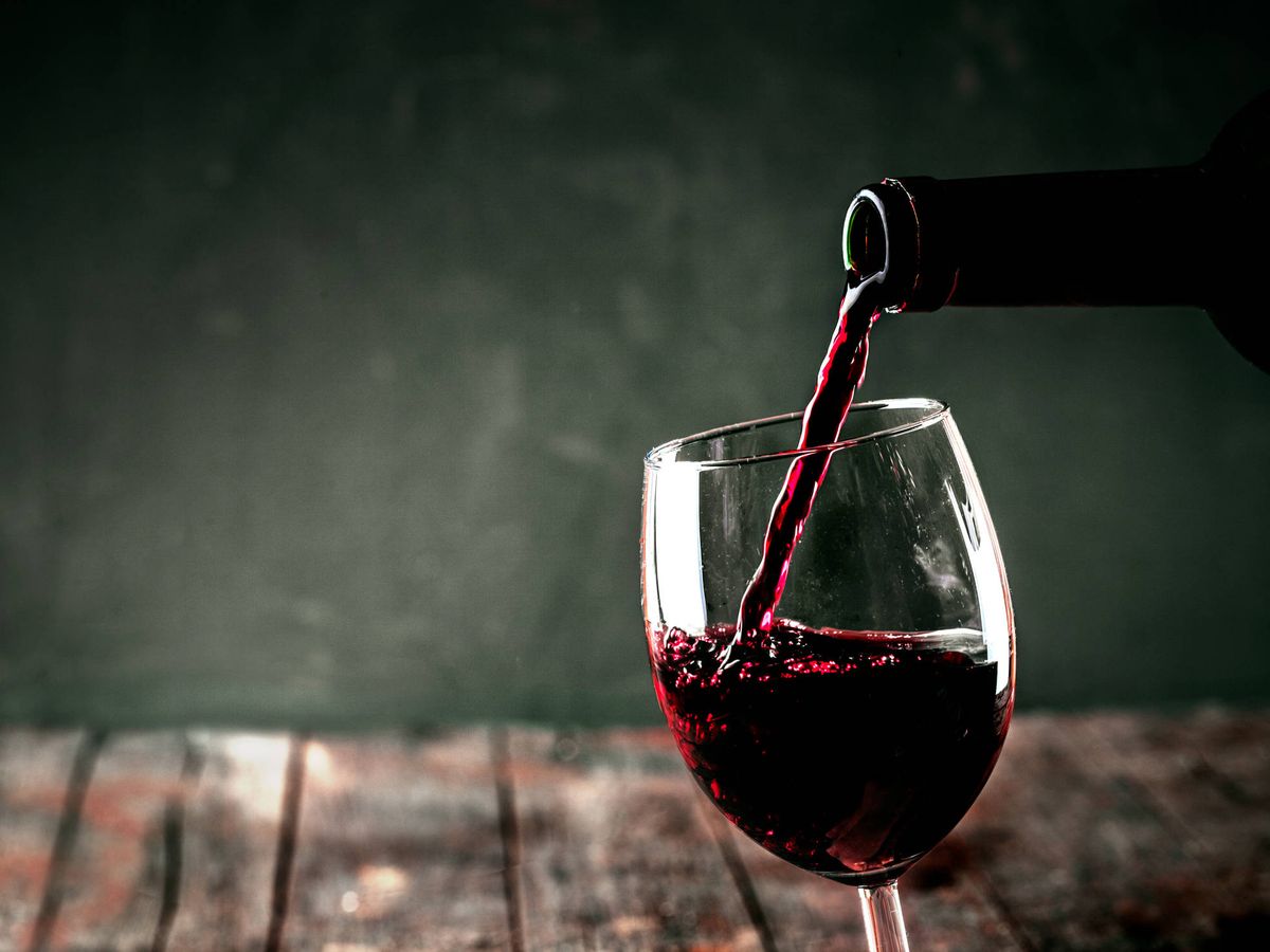 Foto: The New York Times recomienda tres vinos españoles que destacan por su relación calidad-precio (iStock)