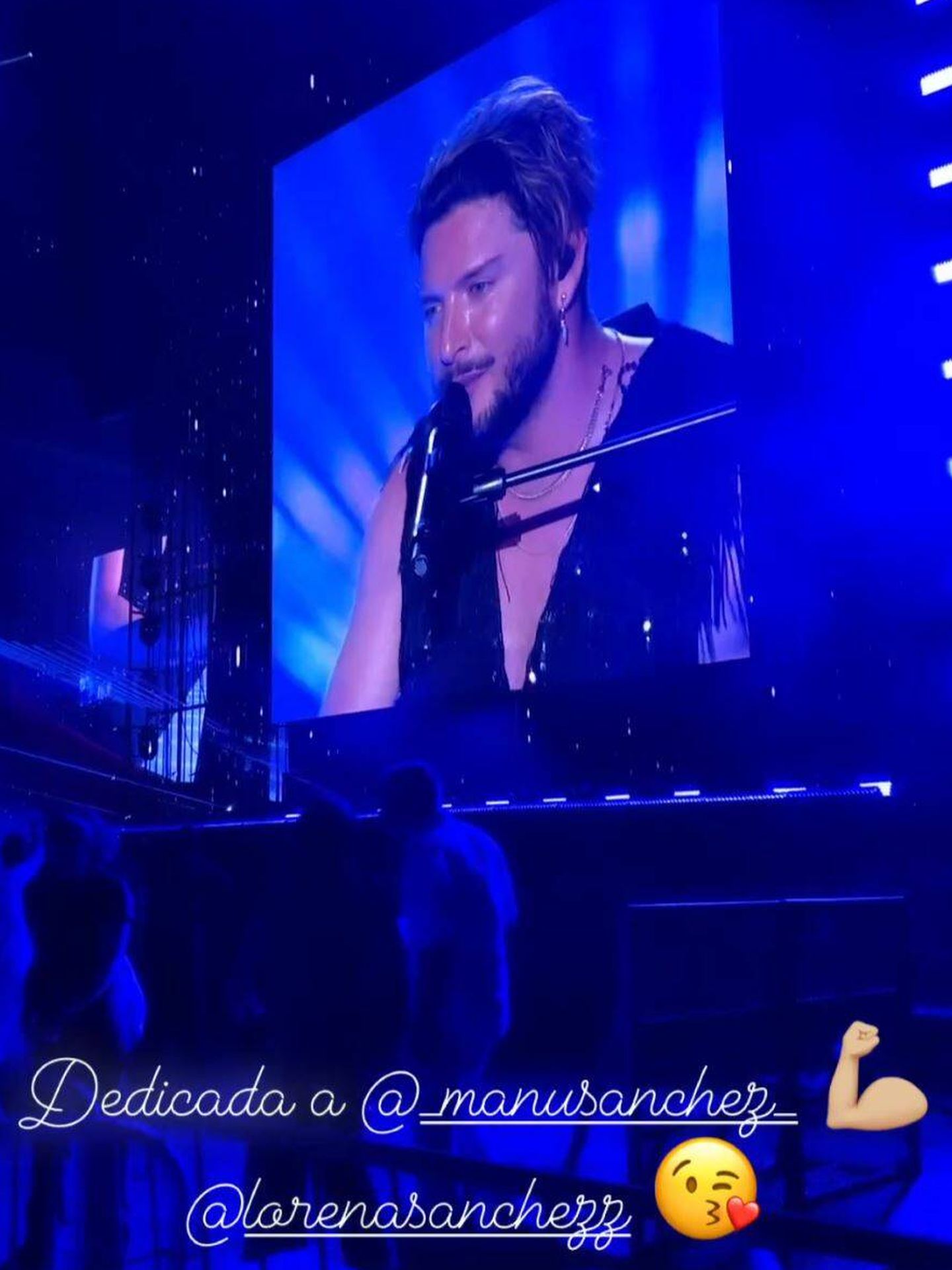 Manuel Carrasco, durante el concierto. (Instagram)