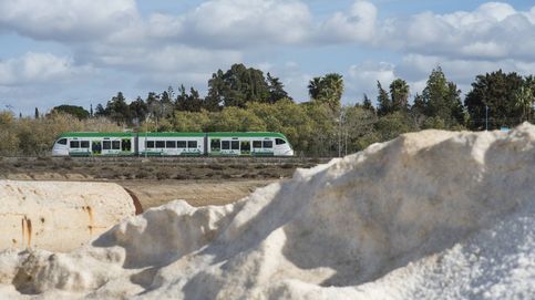 Tren y tranvía a la vez: Cádiz estrena un medio de transporte único en España