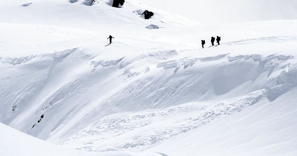 Foto: Trabajos de rescate de los montañeros desaparecidos en Suiza. (EFE)
