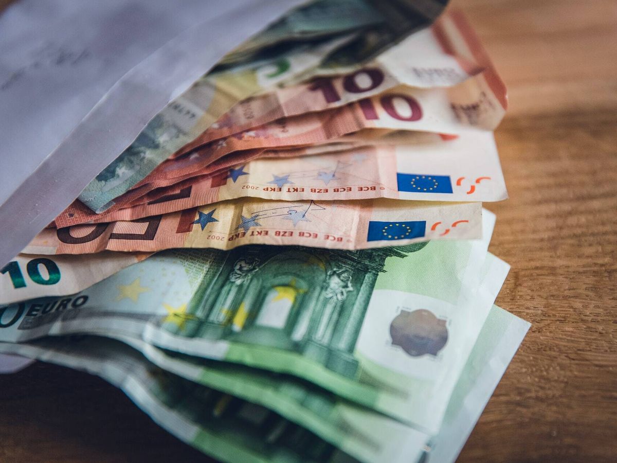 Foto: El ingreso de los 200 euros de la ayuda se realizará en la cuenta bancaria del solicitante (Markus Spiske para Unsplash)