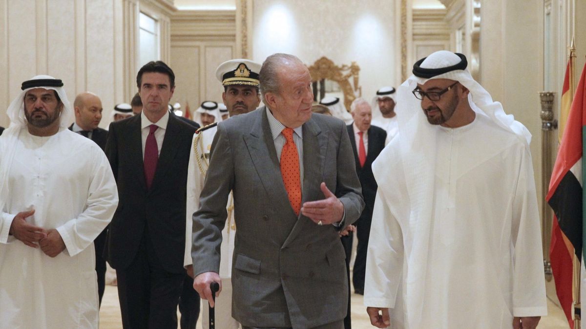 El Gobierno envía al Rey como 'agente comercial' al Golfo: 6 visitas en 2 meses