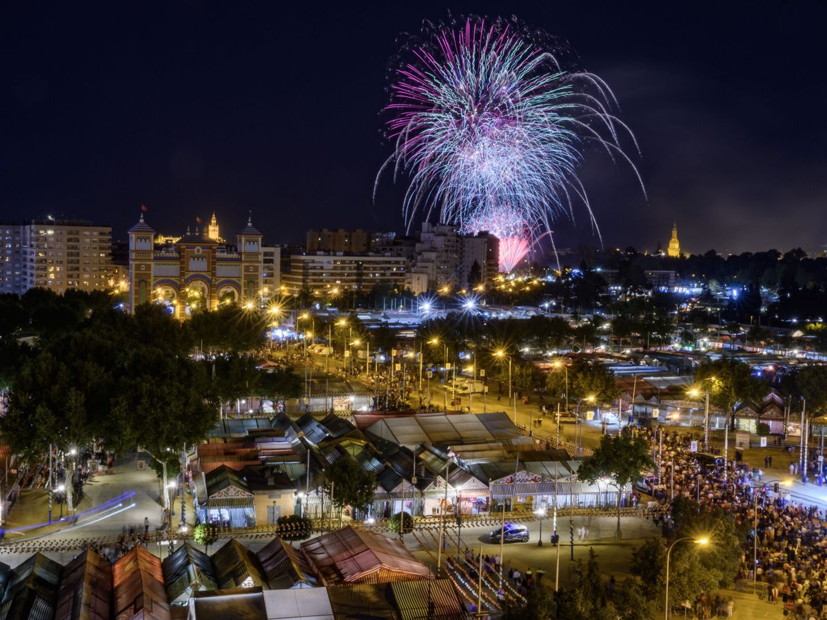 Foto: Vista de la Feria de Sevilla. (EFE/Raúl Caro)