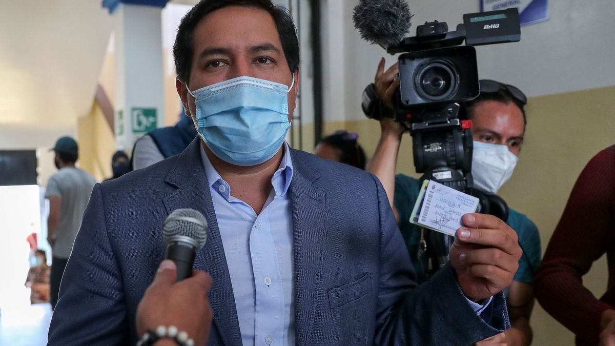 Arauz gana las elecciones en Ecuador, pero se tendrá que celebrar una segunda vuelta