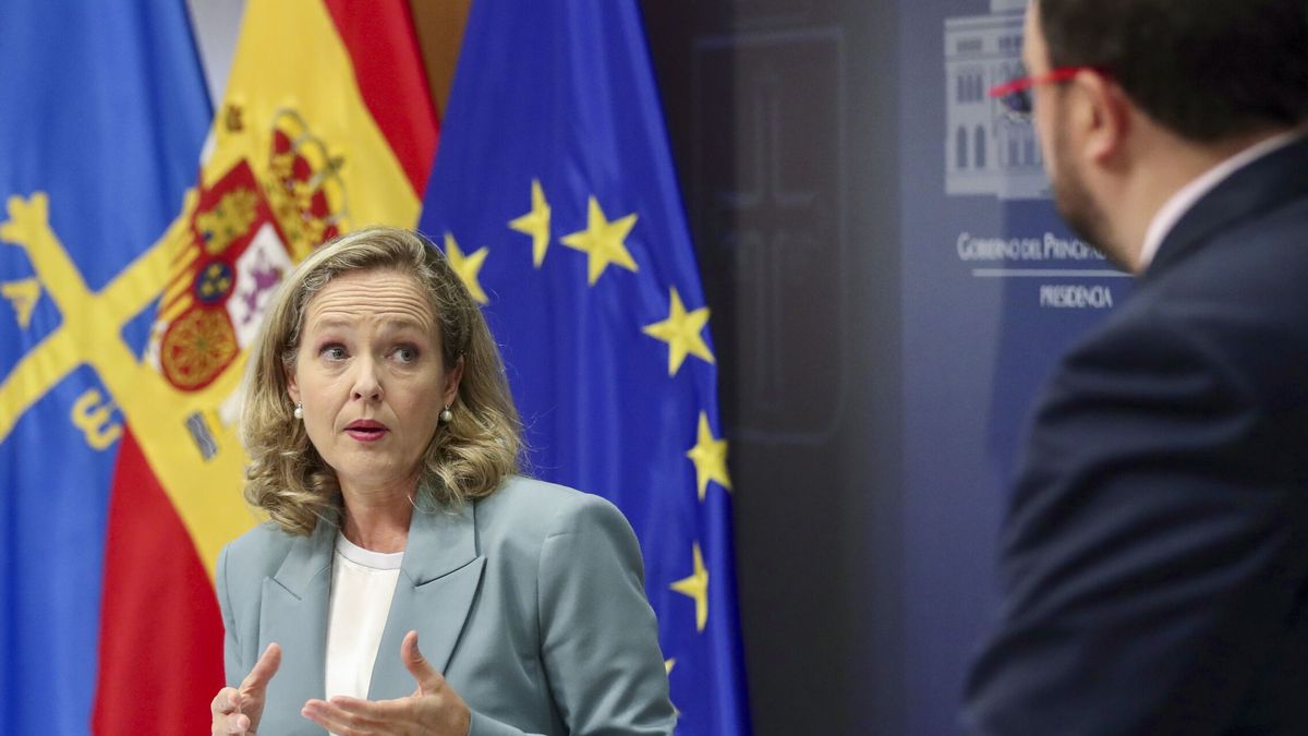 El bono a 10 años español cae a mínimos de 2014 y la rentabilidad roza el 3,2%