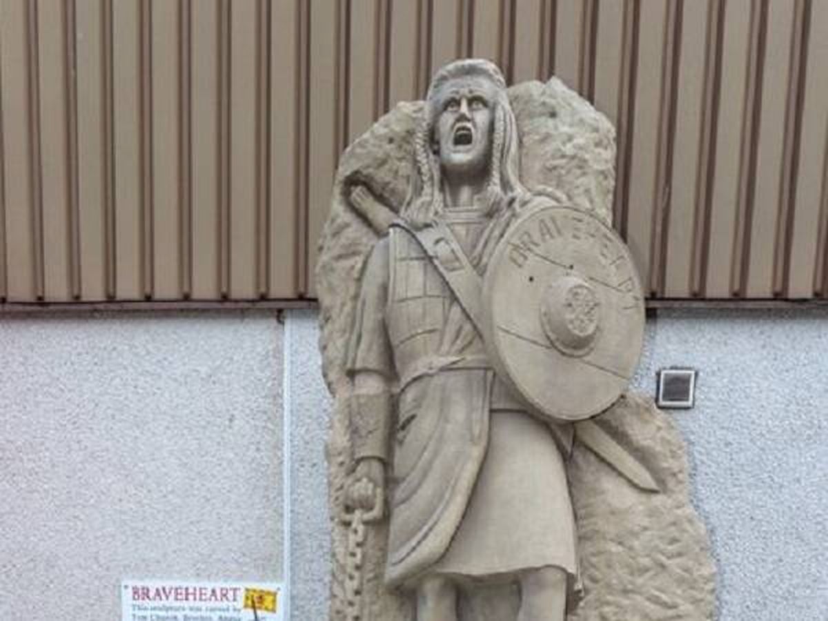 Foto: La imagen de William Wallace que ha generado bromas en redes sociales. (Brechin City)