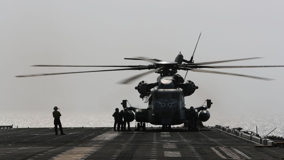 Mueren 5 militares estadounidenses por un accidente de helicóptero en California