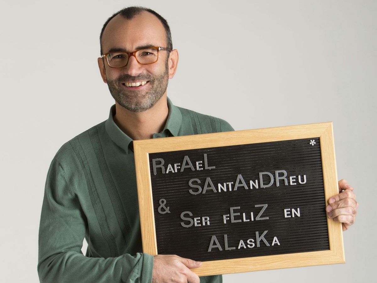Foto: Rafael Santandreu con una sonrisa en el rostro.