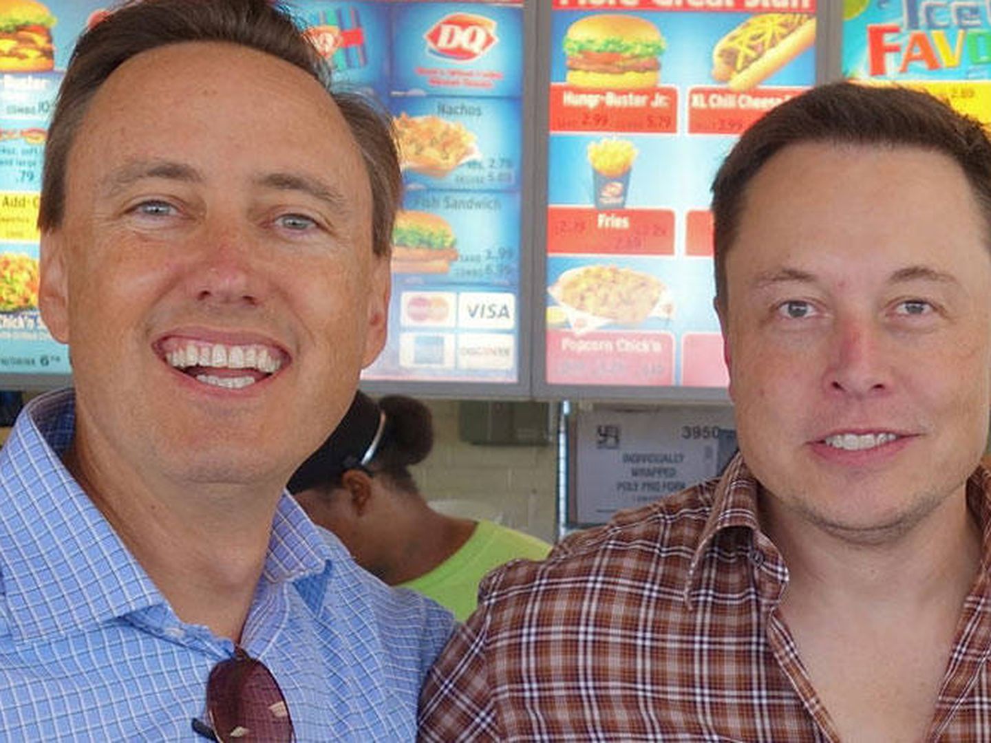 Steve Jurvetson (izquierda) junto a Elon Musk.