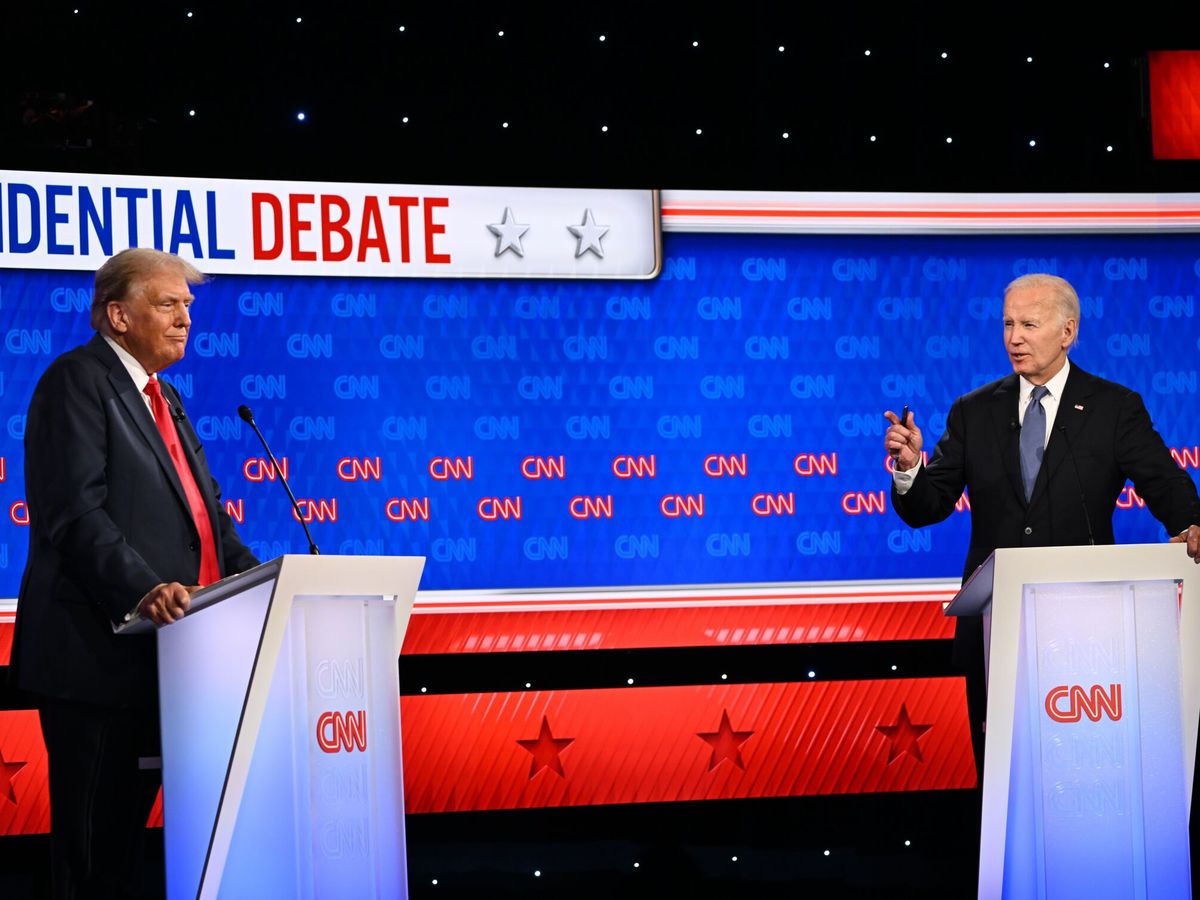 Foto: Momento del debate entre Biden y Trump (Will Lanzoni / Zuma Press)