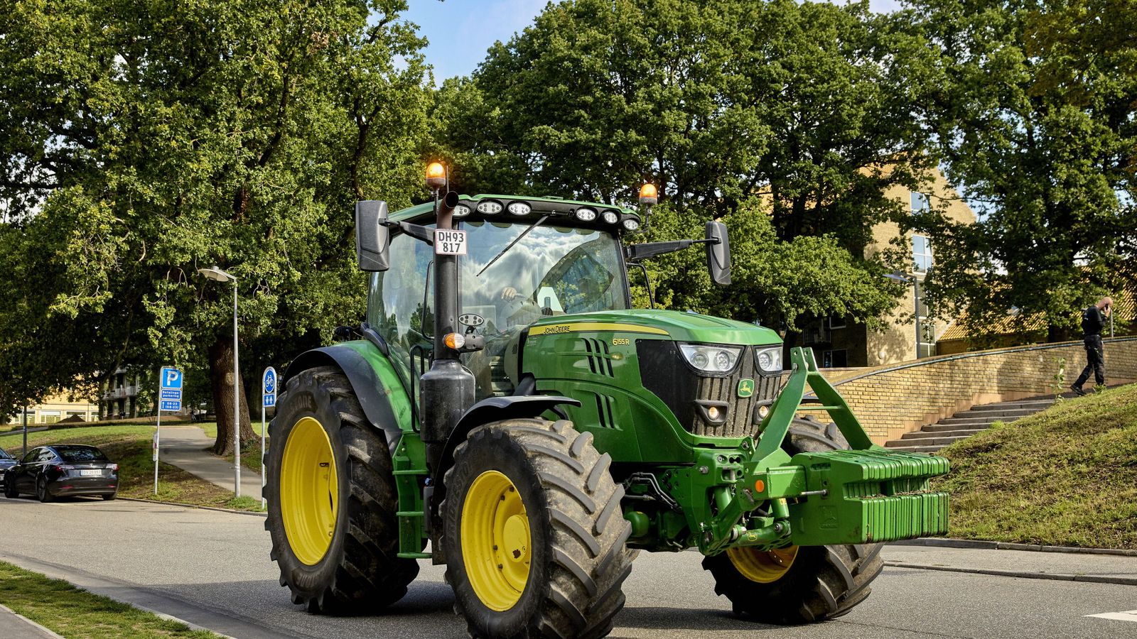 Herida una mujer tras ser atropellada por un tractor en Roscales de la Peña (Palencia)