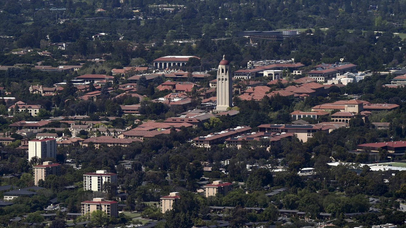 Foto: Vista aérea del campus de la Universidad de Stanford. (Reuters/Noah Berger)