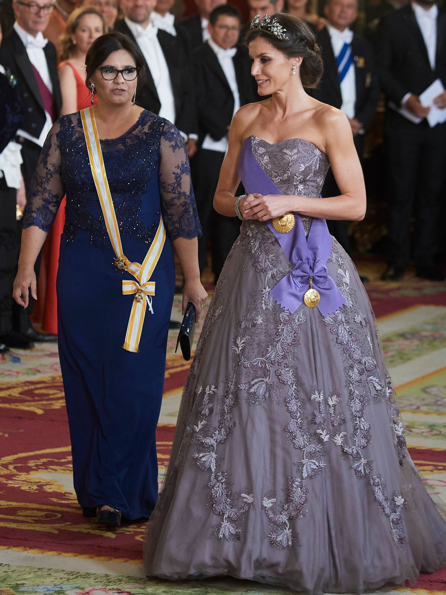 La reina Letizia con la primera dama de Perú, Maribel Díaz. (Limited Pictures)