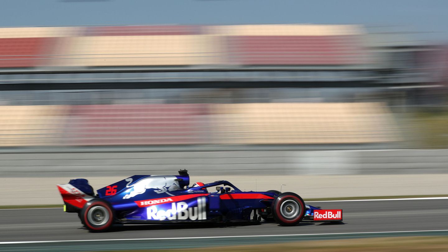 El Toro Rosso dejó buenas sensaciones en la jornada matinal. (Reuters)