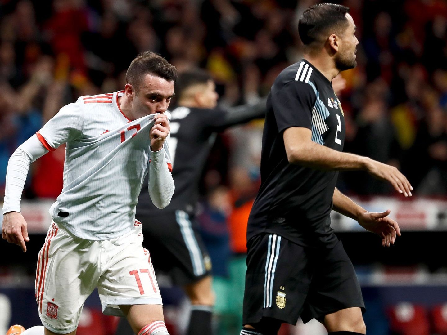 Iago Aspas celebra su gol, el quinto de España. (Reuters) 