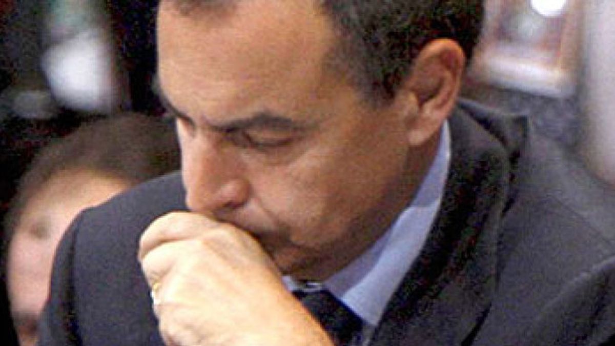 Zapatero afirma que el dato de empleo en mayo será "muy positivo" y garantiza que no habrá más recortes