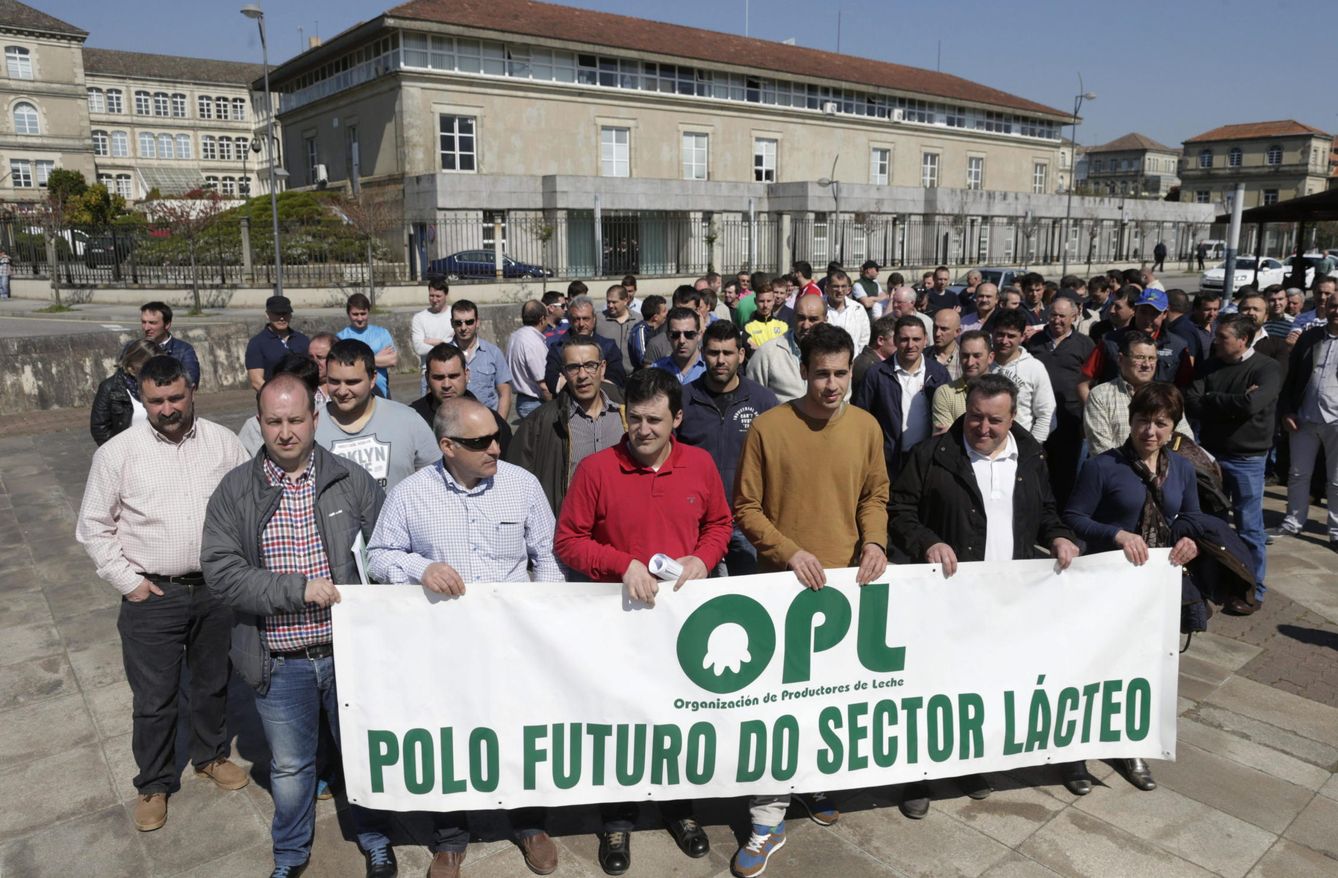 Manifestación en Galicia, la región donde el sector ganadero está en peor situación. (EFE)