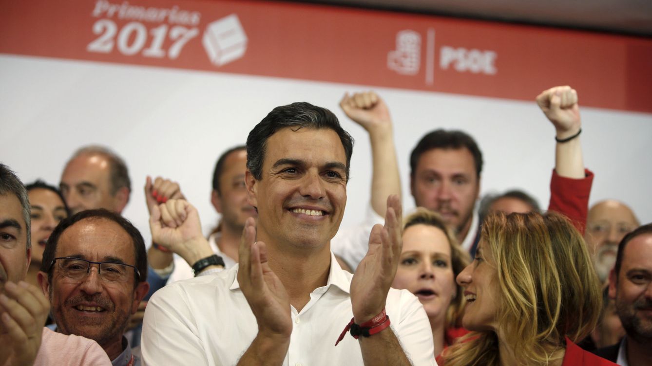 Foto:  El vencedor de las primarias socialistas, Pedro Sánchez, comparece en Ferraz tras conocerse los resultados a la Secretaría General del PSOE. (EFE)