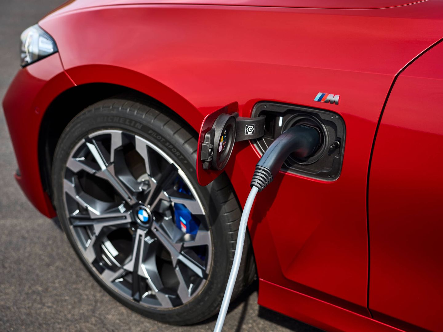 Los PHEV admiten hasta 11 kW de potencia de carga por primera vez para BMW.