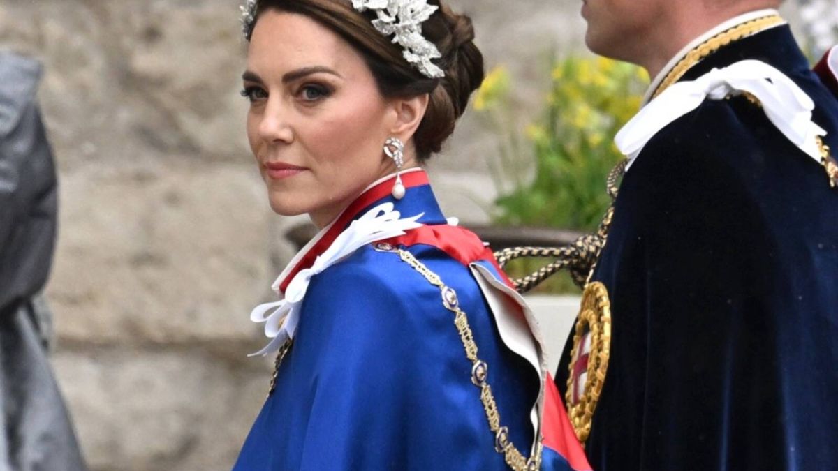 Kate Middleton se viste de novia con guiño a Lady Di en su estilismo